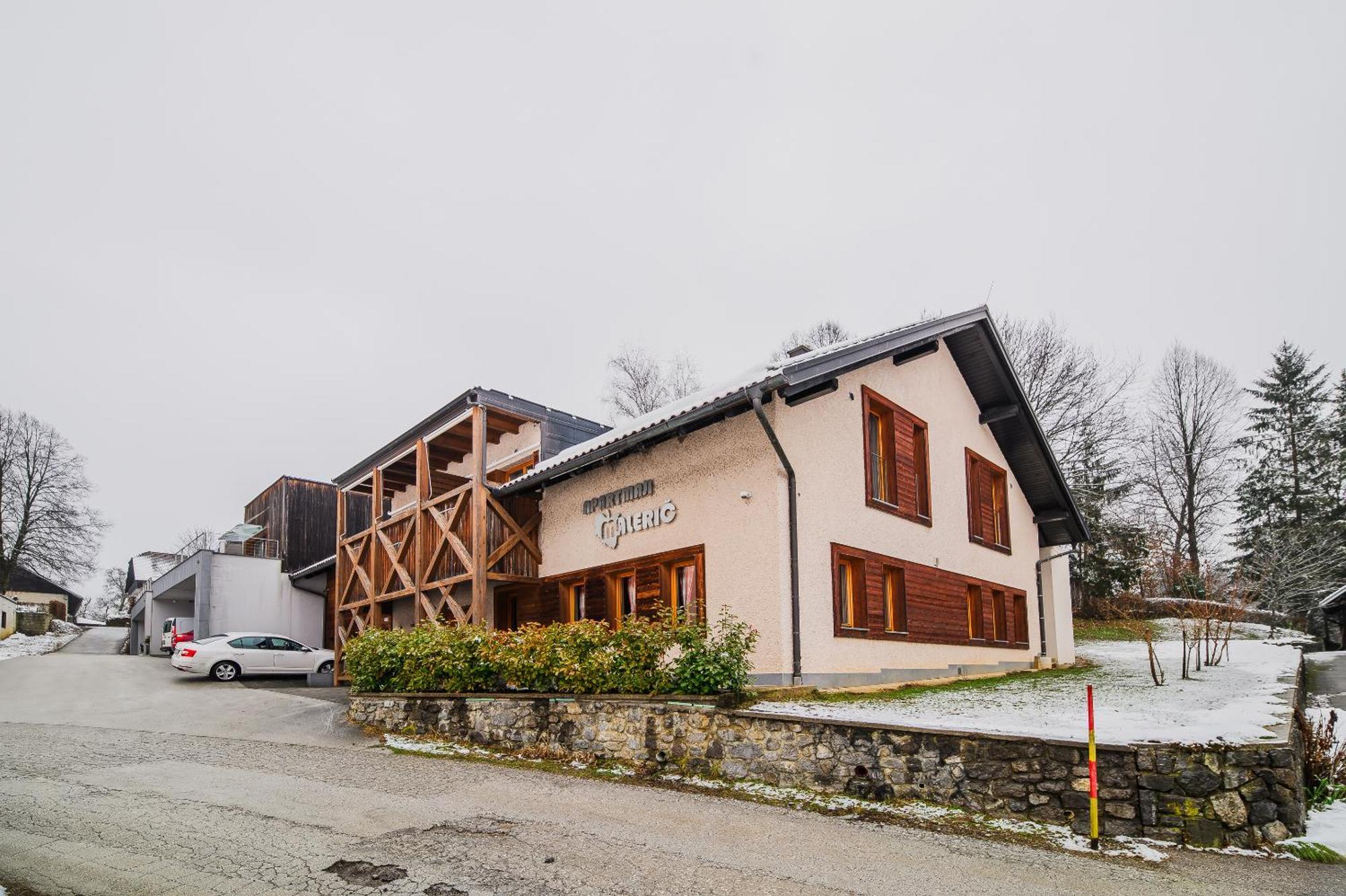 Apartments Maleric With Indoor Pool And Wellness Dragatuš Exteriér fotografie